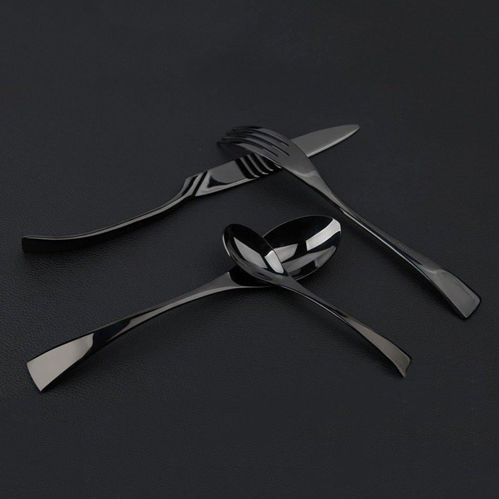 Jet Black Bestikk - 4 Delt Sett | Luvikno
