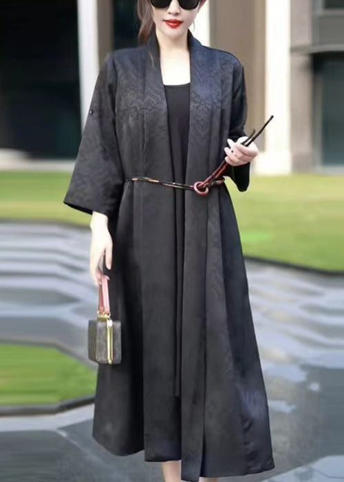 Luvik | Midjeelastisk lang silket coat V-hals