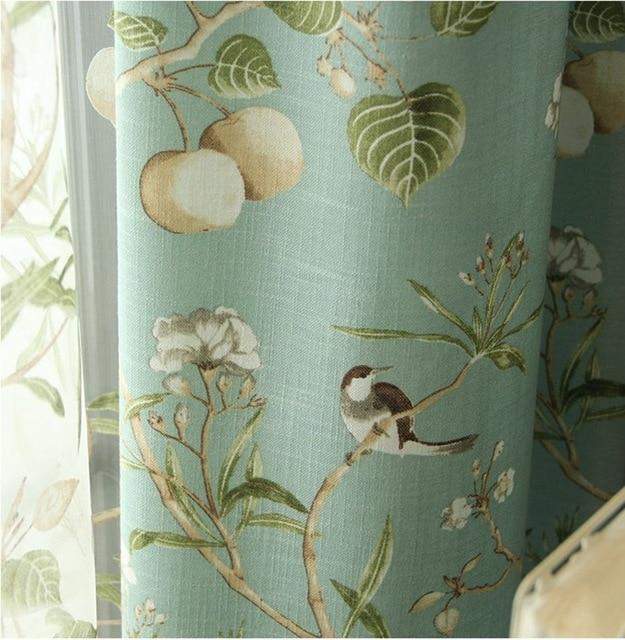 Blackout Blue Gardiner med Blomstermotiv av Fugler Luvikno