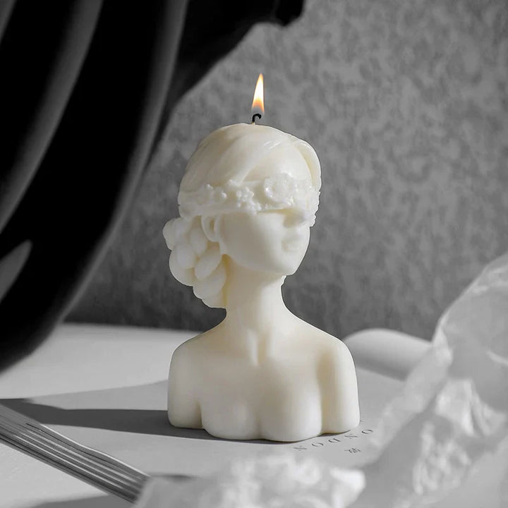 Blindfolded Girl Duftlys Luvikno
