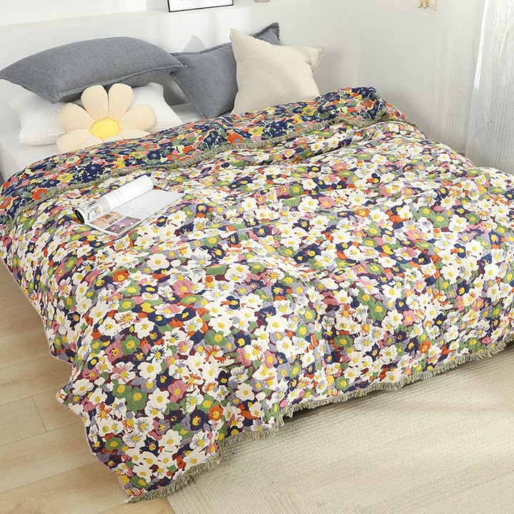 Bloom Pastoral Flower Wurfdecke | Luvikno