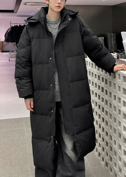 Luvik | Pitkät talvitakit hanhen höyhenistä miehille, joissa on mustat napit ja huppupocketit