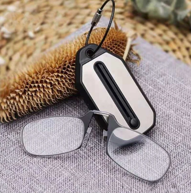 Nøkkelring Lesebrille – Ultradynn sammenleggbar lesebrille med etui | Luvikno