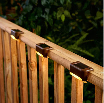 Vannitt sikkerhetslampe for hage - SolarGuard | Luvikno