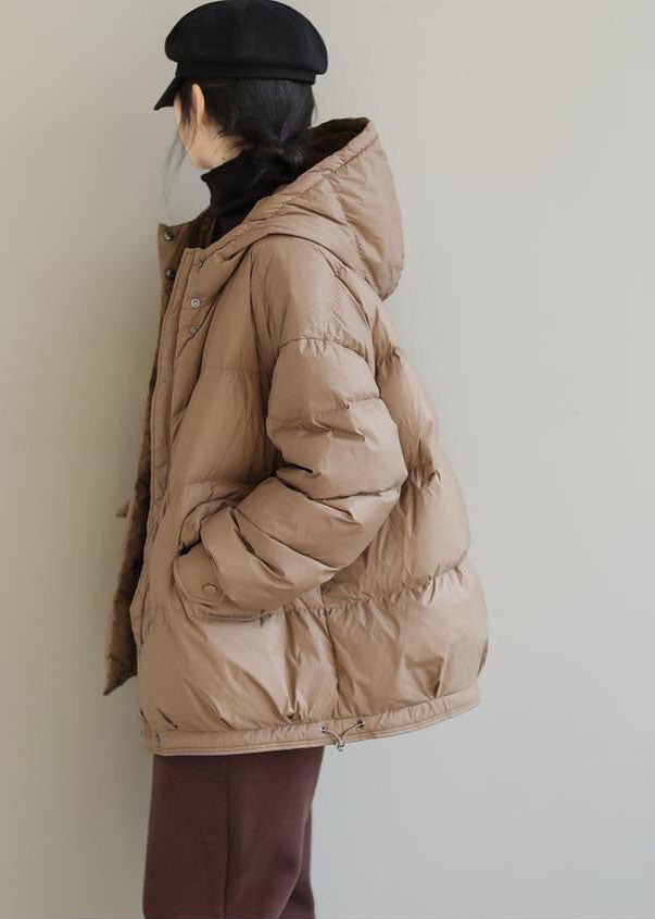 Luvik | Talvitakkia hupulla ja hanhenuntupeilla