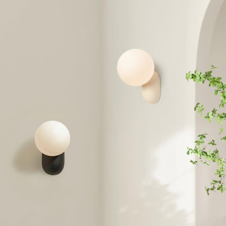 Luvikno | ChicGlow Harpiksvegglampe – Eleganse og Energieffektivitet i Én