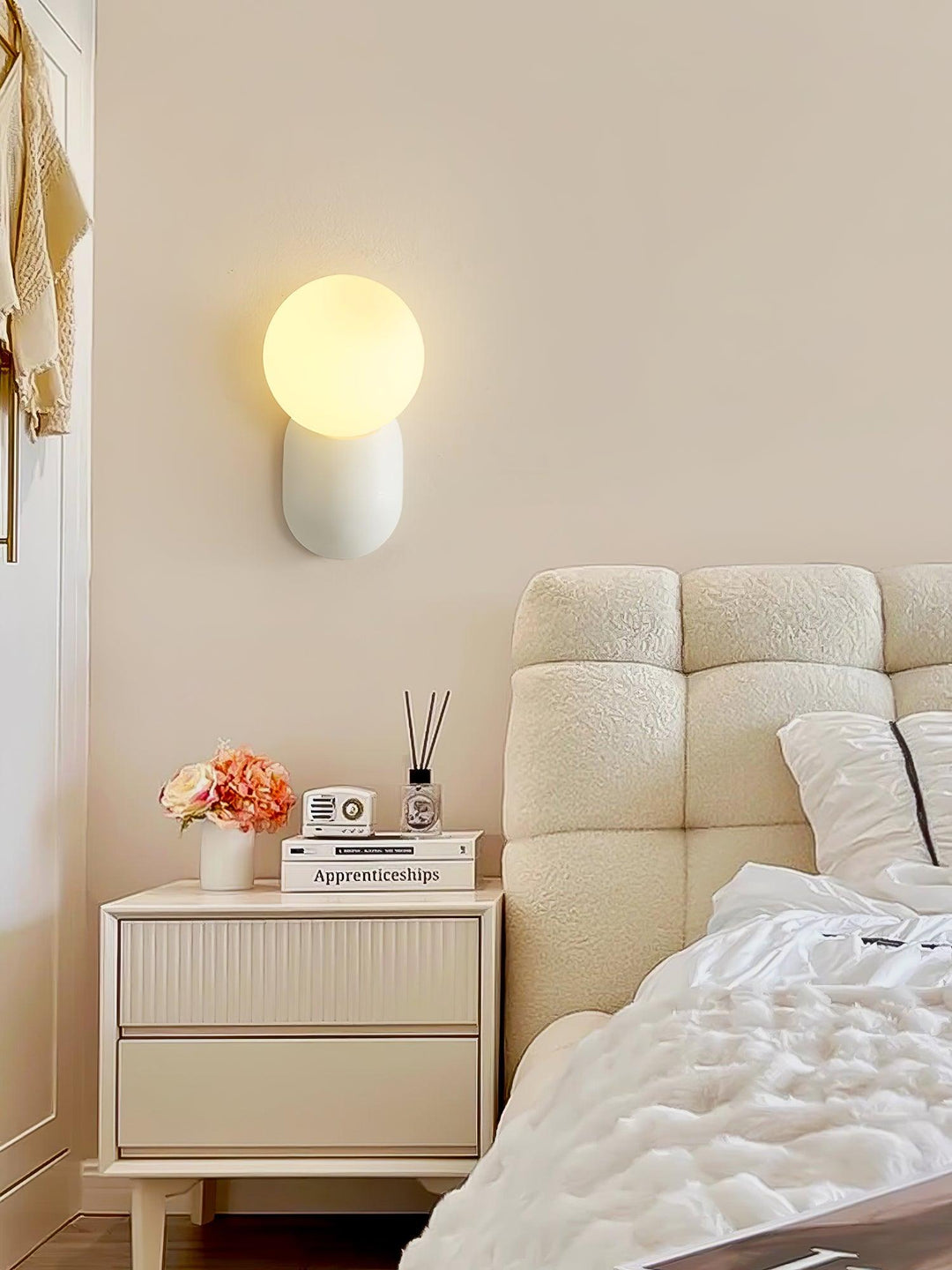 Luvikno | ChicGlow Harpiksvegglampe – Eleganse og Energieffektivitet i Én