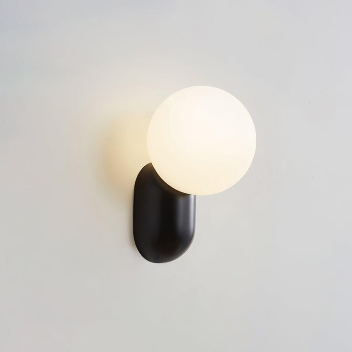 Luvikno | ChicGlow Harpiksvegglampe – Eleganse og Energieffektivitet i Én