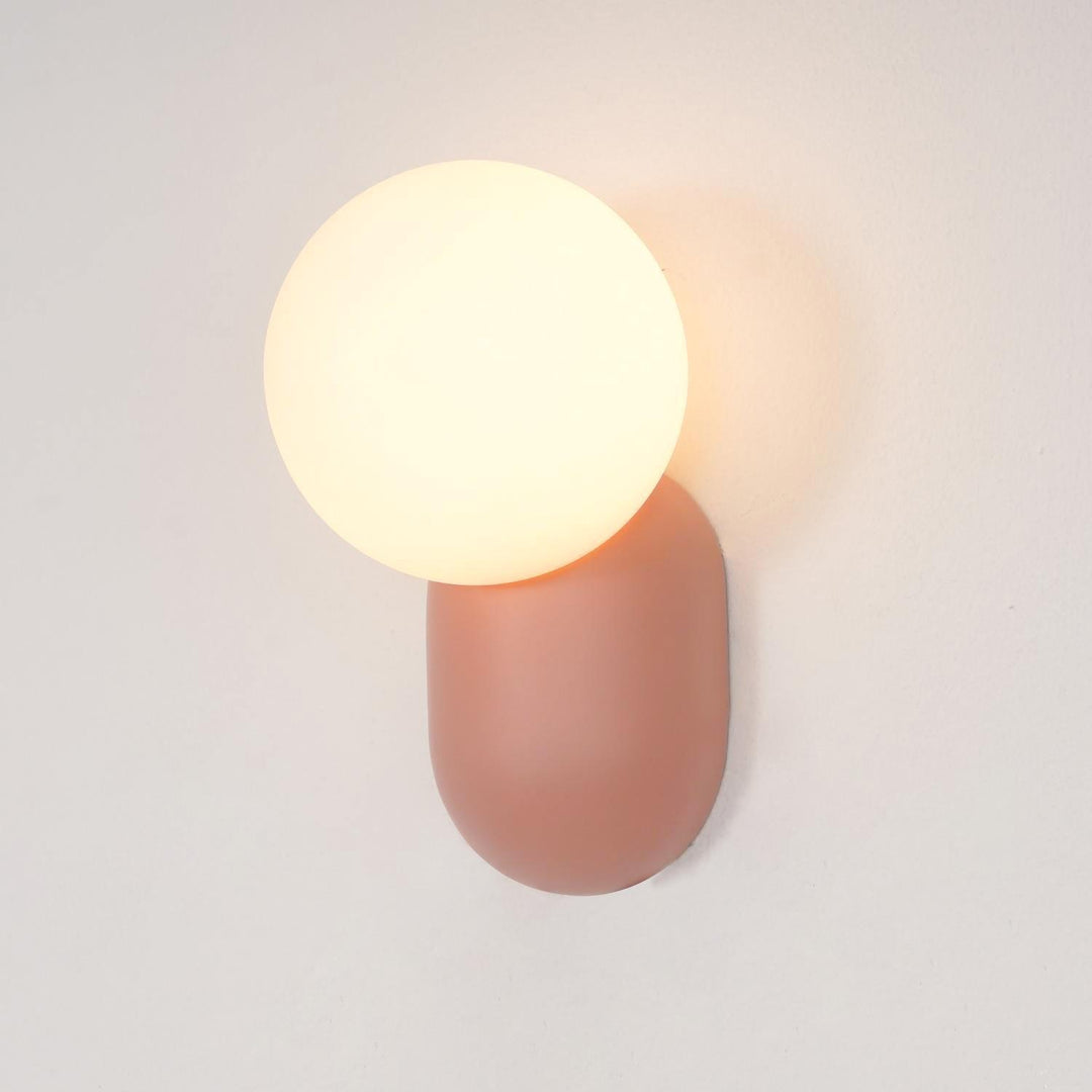 Luvikno | ChicGlow Harpiksvegglampe – Eleganse og Energieffektivitet i Én
