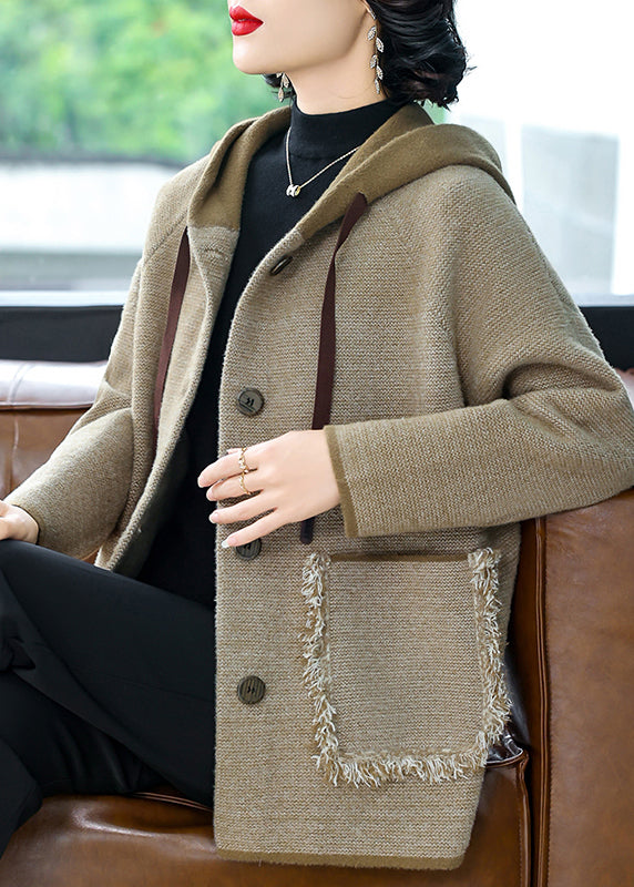 Luvik | Kahvilat Tirant Napilla Huppupaita Villakangastakit