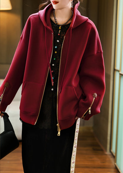 Luvik | Puuvillainen punaista hupparia, jossa vetoketju ja taskut