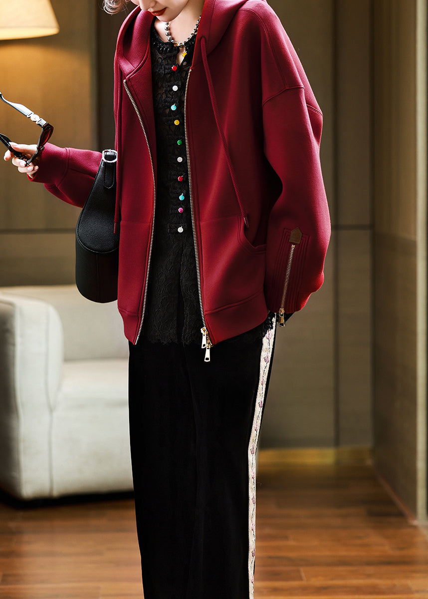 Luvik | Puuvillainen punaista hupparia, jossa vetoketju ja taskut