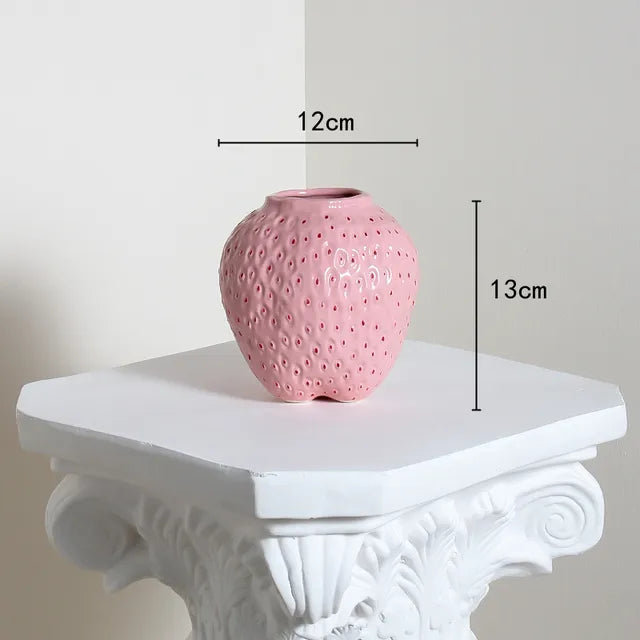 Keramisk vase i jordbærdesign, dekorativ blomsterkrukke for stue og kjøkken | Luvikno