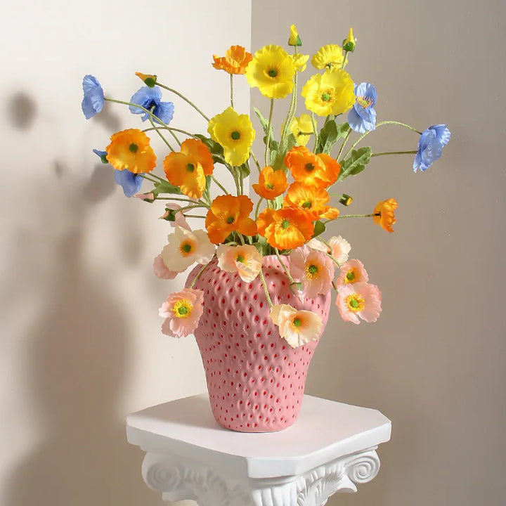 Keramisk vase i jordbærdesign, dekorativ blomsterkrukke for stue og kjøkken | Luvikno