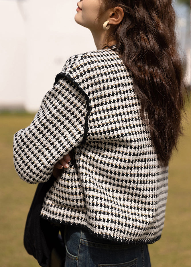 Luvik | Mustasta puuvillasta valmistettu patchwork-takki O-kauluksella ja kaksinkertaisella rinnalla