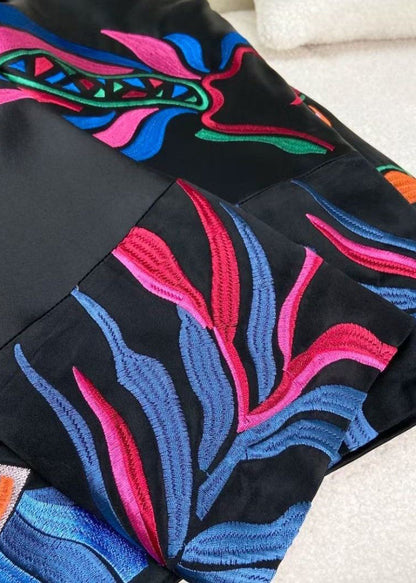 Luvik | Tyylikäs Musta Brodeeraus Napit Silkki Takit