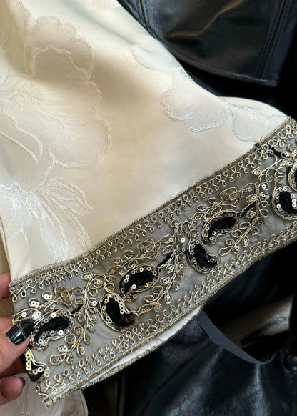 Luvik | Tyylikäs Musta Pyöreä Kaula Jacquard Nappi Silkkitakit Pitkät Hihat