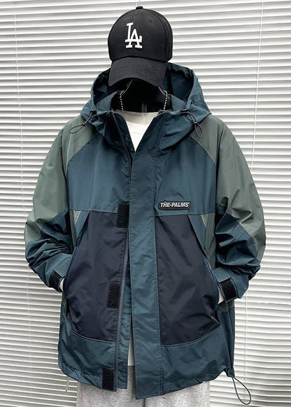 Luvik | Sininen huppari, jossa on puuvillasta valmistettu patchwork-käytön kiristysnarulla miesten käyttöön