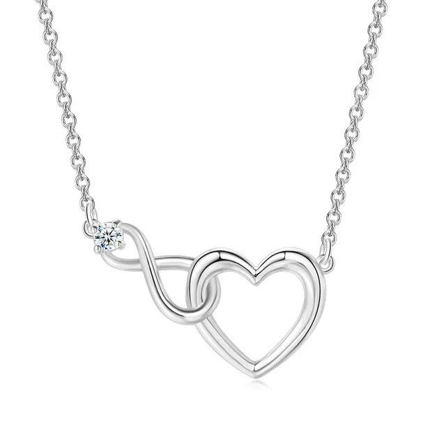 HeartBond Necklace – Tidløst Smykke av Knyttet Kjærlighet Luvikno
