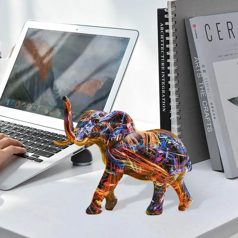 Luvikno | ColorTrunk Livlig Elefant Skulptur Unik Vågal Design