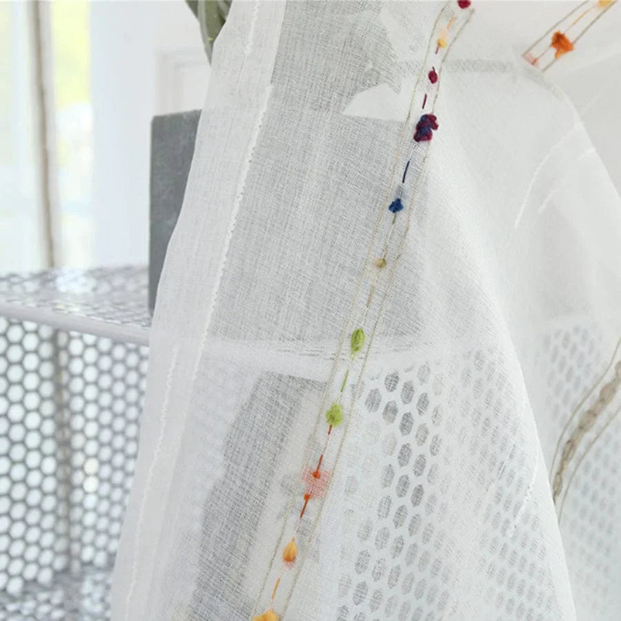 Fargerik stereoskopisk brodert gjennomsiktig gardin | Luvikno