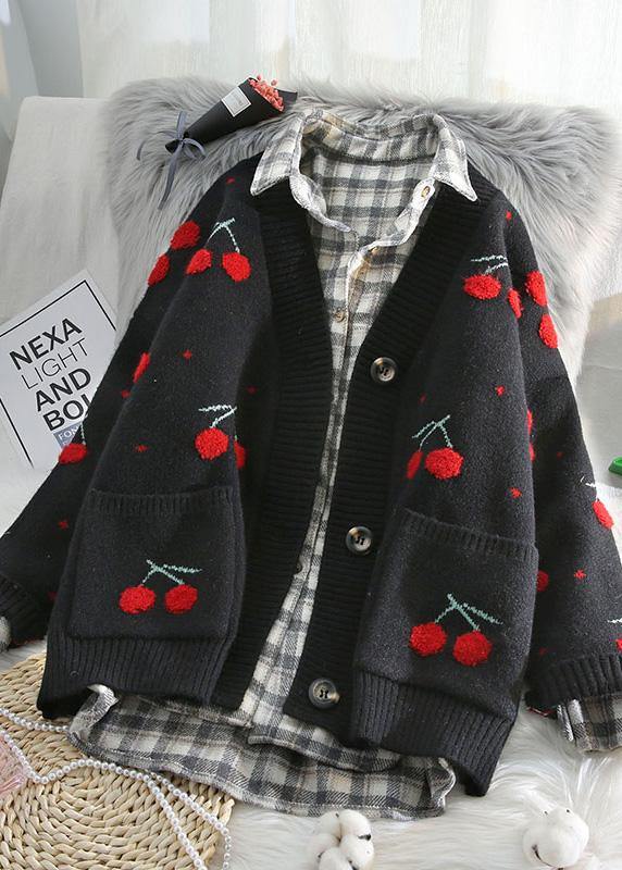 Luvik | vaaleat V-kauluksiset neuleliivit, rentomalliset neulepaidat