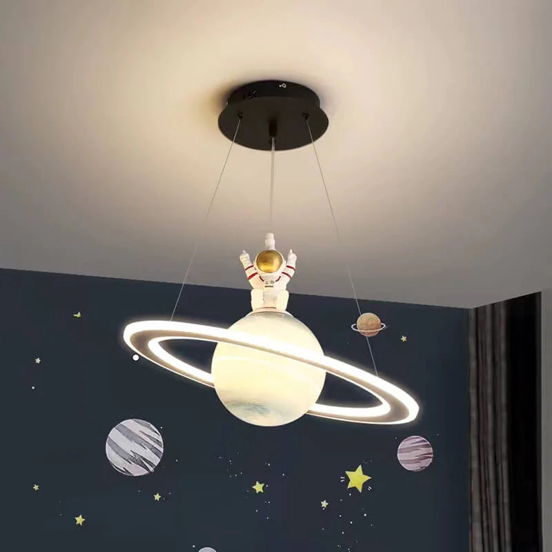 Barnas rom LED hengelampe - CosmoGlow | Luvikno