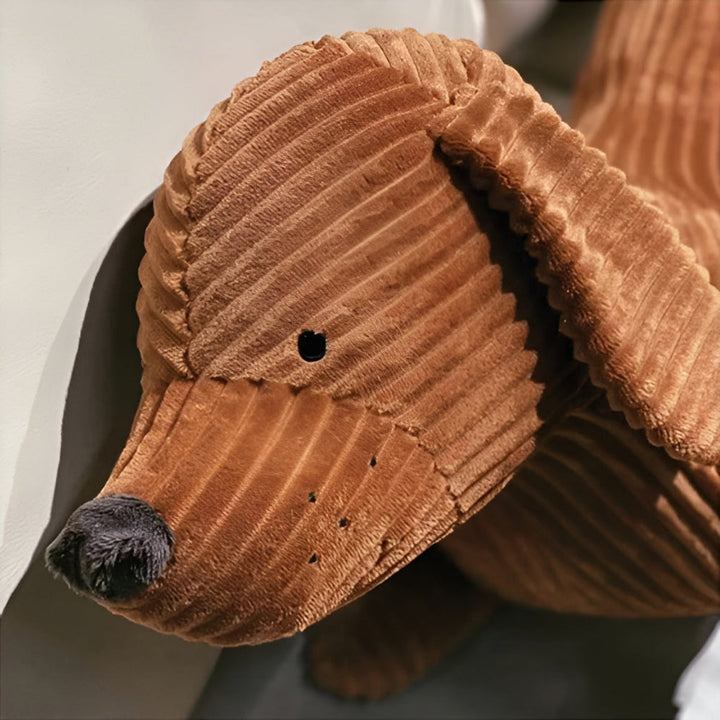 Luvikno | CordoPup Manchester Dachsundpute – Myk kosepute i dachshundform