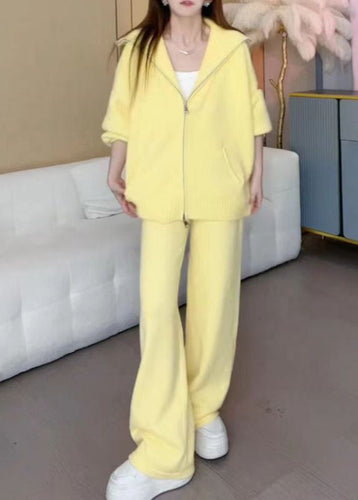 Luvik | Gul zip-up bomullstrikket jakke og brede bukser to-delt vinterdrakt