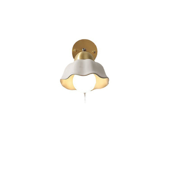 Luvikno | Retro Hvit Blomster Vegglampe - Vintage Stil for Ditt Interiør