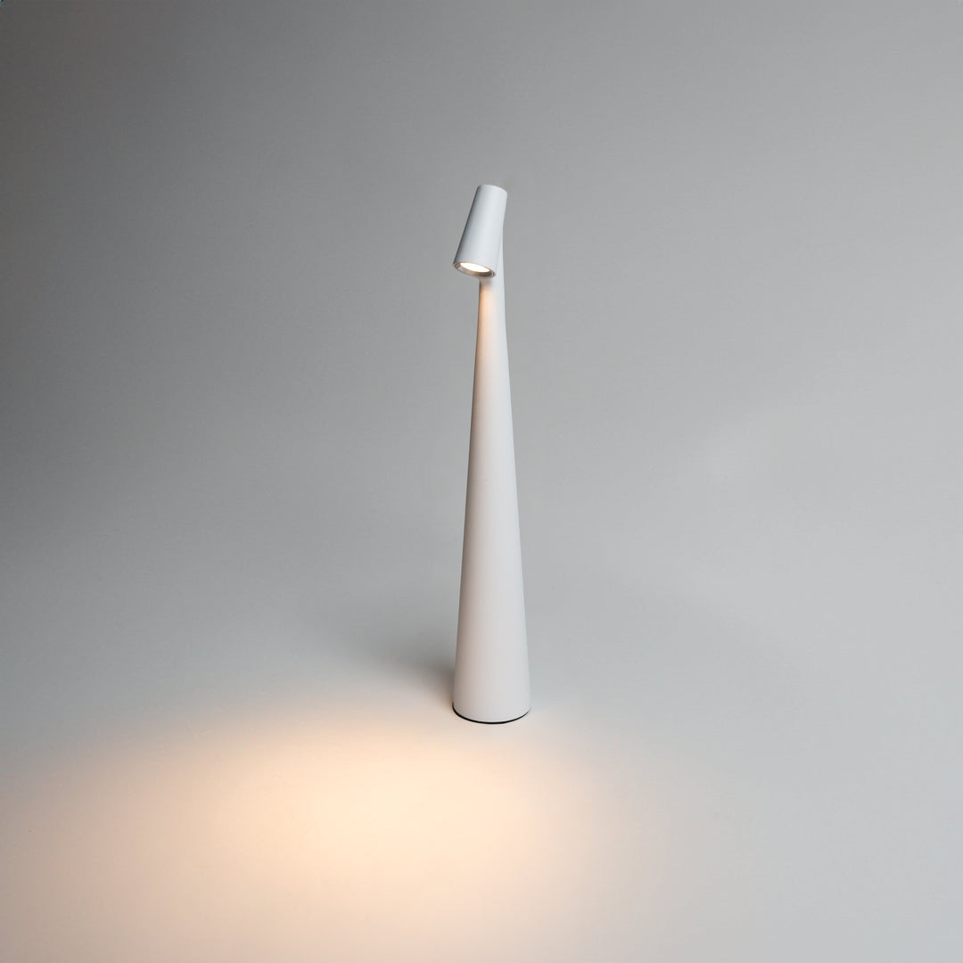 LumiSlim – Oppladbar LED Bordlampe i Stil Luvikno