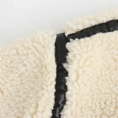 Luvik | Lämmin ja pehmeä Sherpa-takki kauluksella ja vetoketjulla talveksi