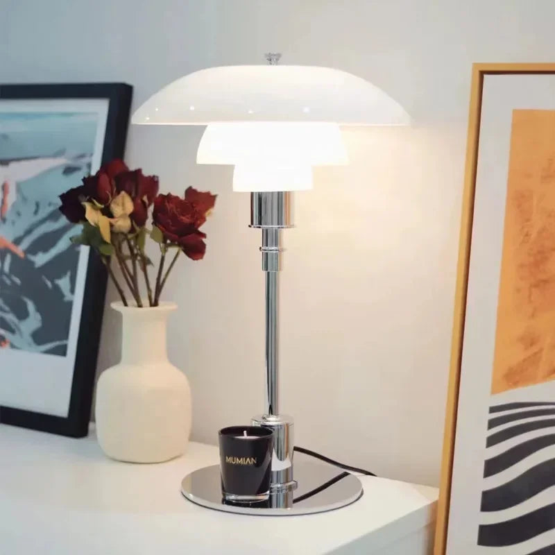 Nordisk skrivebordslampe laget av glass – Minimalistisk LED skrivebelysning, moderne og elegant, ideell for kontor og stue | Luvikno