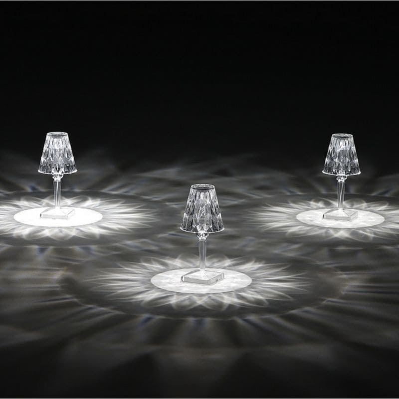 Elegant Krystall Bordlampe for Stue Luvikno