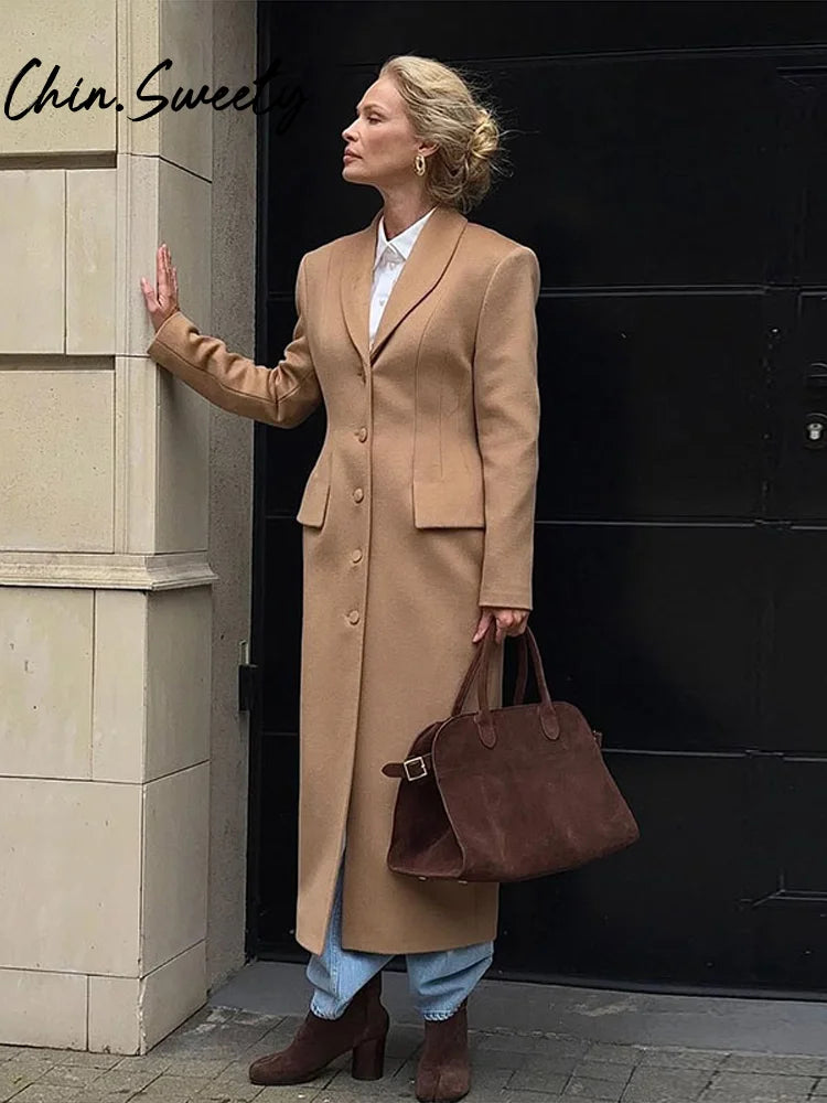 Luvik | Naisten takki - Tyylikäs villatakki klassisella käänteellä ja lämpimällä vuorilla syksyyn ja talveen