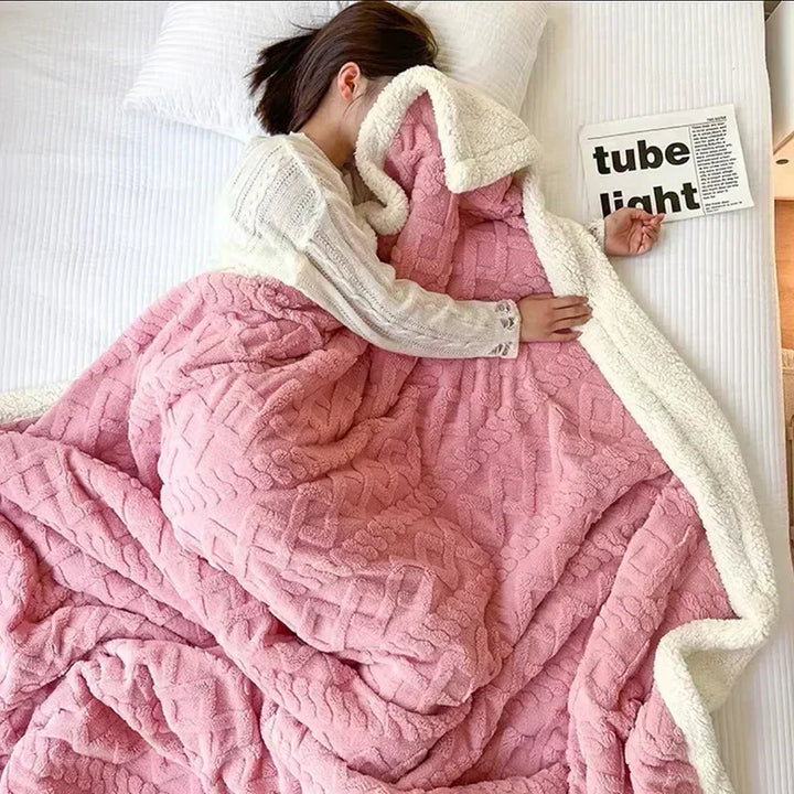 Luvikno | WarmThuis Vinterteppe – Luksus Lamull Fleece Teppe med Dobbeltsidig Design