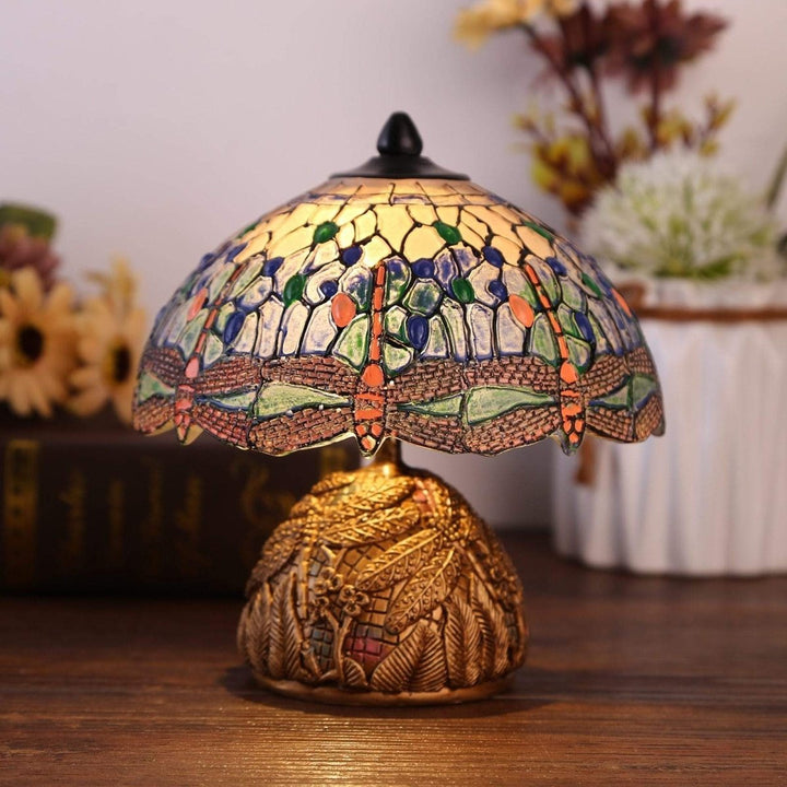 Vintage-Dragonfly-Lampe - Floral Eleganse og Mykhet | Luvikno