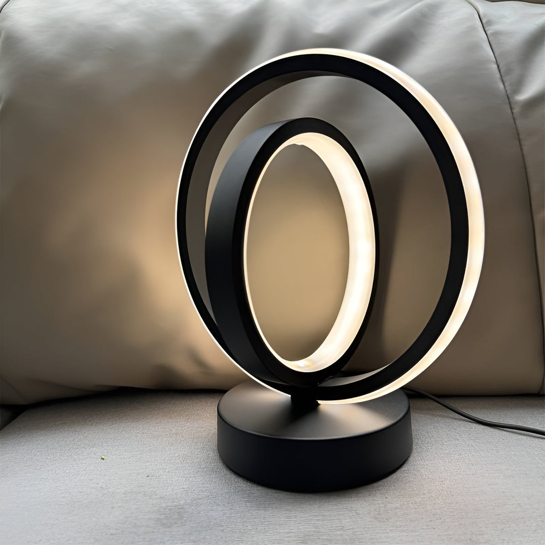 Luvikno | Moderne Dimmbar Bordlampe - Stilig Metall Design med USB