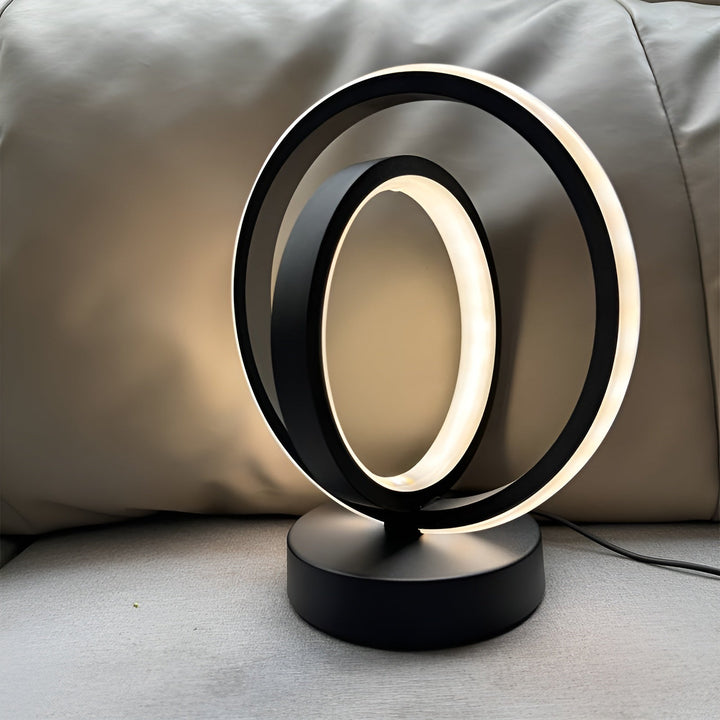 Luvikno | Moderne Dimmbar Bordlampe - Stilig Metall Design med USB