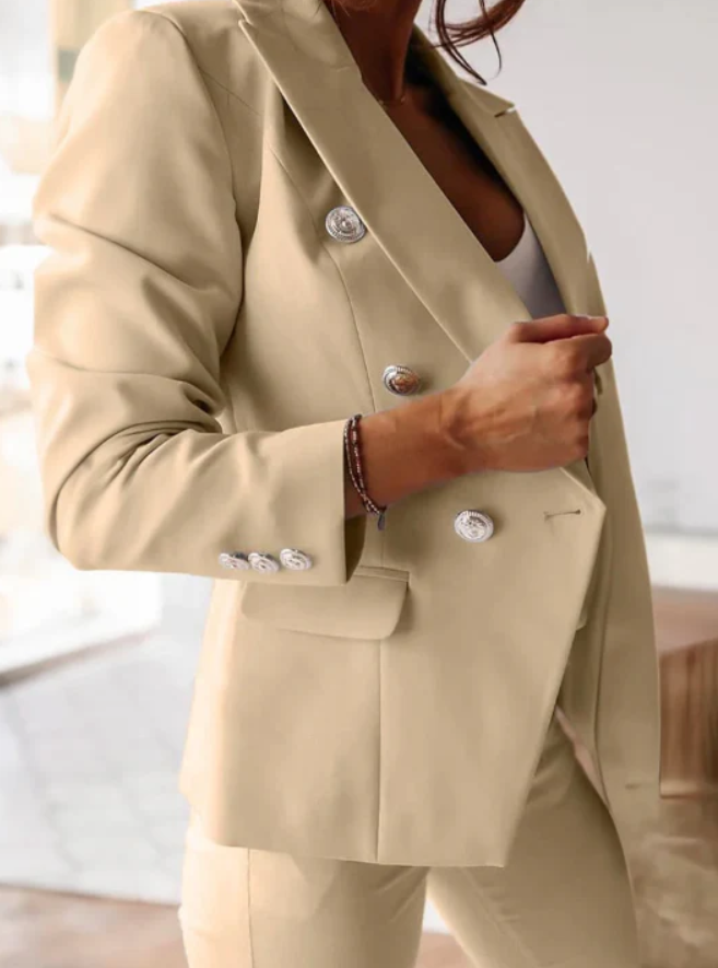 Luvik | Luksuriöösimekko ja housut