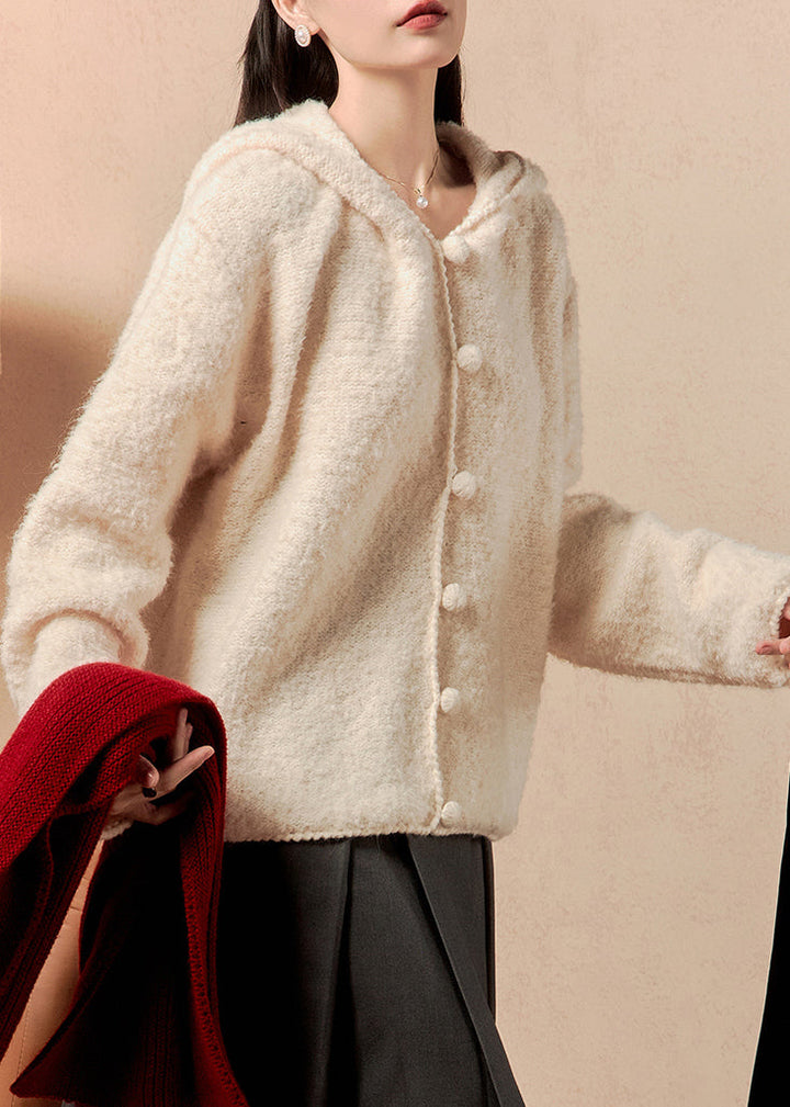 Luvik | Napapaiter med knappestolking og fast hette beige Vinter