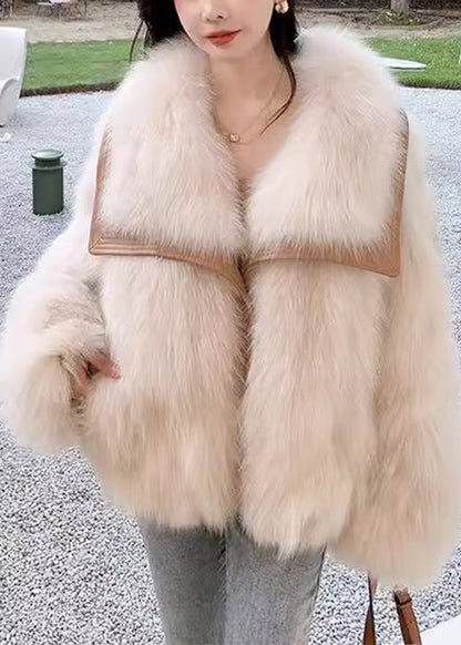 Luvik | Beige Peter Pan-kauluksella varustettu nahka- ja turkistakki