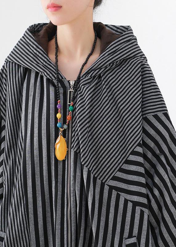 Luvik | harmaaraidallinen naisten takki suuri koko talvi tilkkutyö hupulla