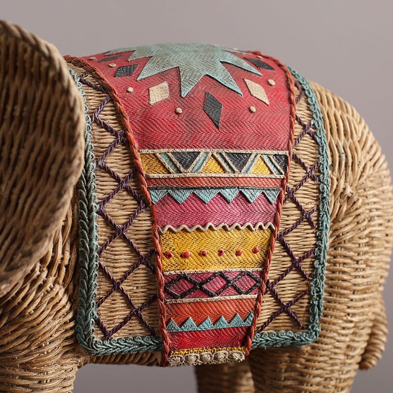 Elephant Rattan Statue Luvikno