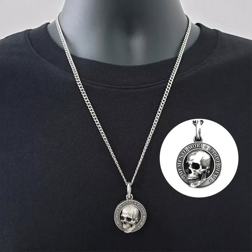 Luvikno | Hodeskalleanheng Made of Titanium Steel