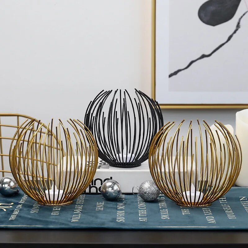 OrbGlo - Metallisk Eleganse - Ball Tealight Holder - Chic Atmosfære | Luvikno