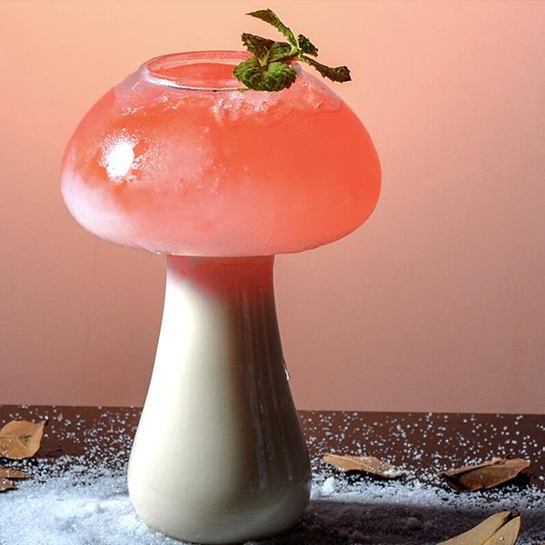 Fairy Mushroom Formet Cocktailglass | Luvikno