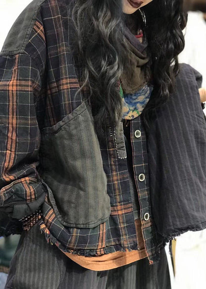 Luvik | Mustat Peter Pan -kaulustakit ruudullisella applikaatiolla