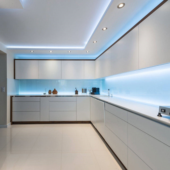 Luvikno | Sensalux LED-stripe med bevegelsessensor | Dimmbar & Vanntett | 1–3 m | Varm/Kald Hvit | Batteridrevet & USB