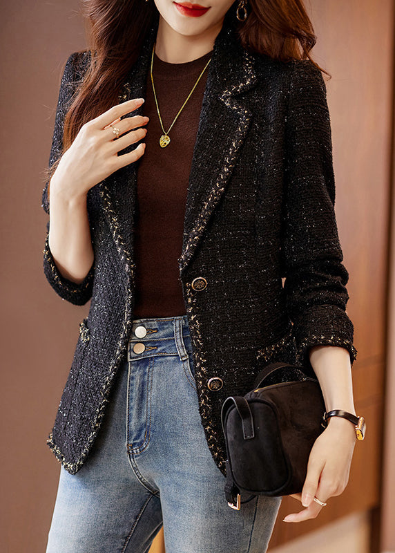 Luvik | Musta villainen patchwork-takkia käänteellä